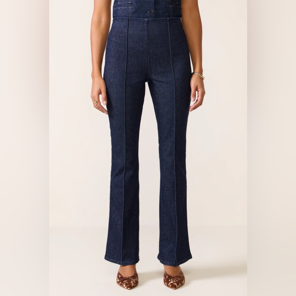 Spanx Micro Flare Jean Pant Pull On Small